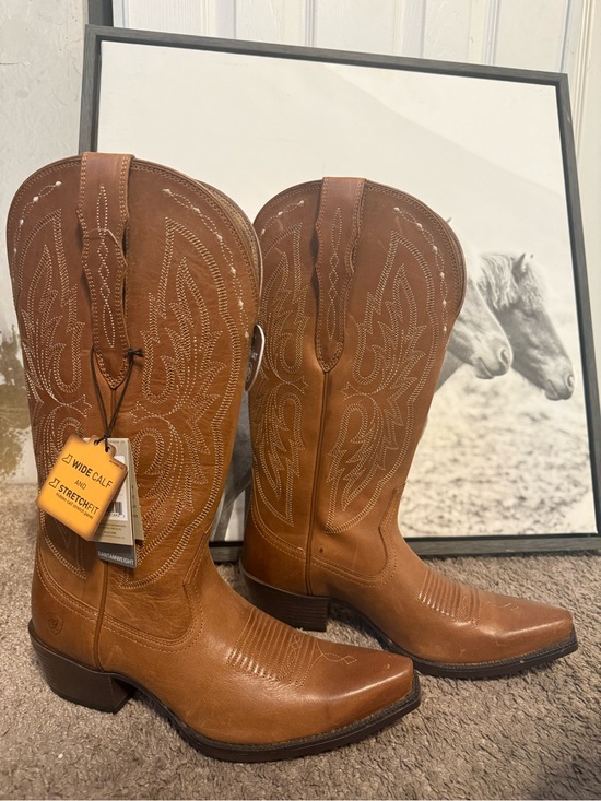 Shoes - Classic Western Tall Cowboy Boots in Brown
